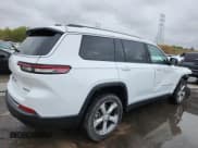 ✅ 2022 Jeep Grand Cherokee Limited • VIN: 1C4RJKBG2N8514810 • Lot: 84073275. Wystawiony na Copart z przebiegiem 86 091 mil. Bezpłatny archiwum sprzedaży aukcyjnych z USA i szczegółowy raport historii pojazdu na DreamBid. Zdjęcie 3.