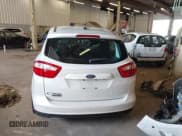 ✅ 2016 Ford C-Max SEL • VIN: 1FADP5CU2GL110832 • Lot: 41764729. Wystawiony na IAAI z przebiegiem 119 724 mil. Bezpłatny archiwum sprzedaży aukcyjnych z USA i szczegółowy raport historii pojazdu na DreamBid. Zdjęcie 17.