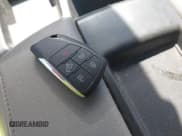 ✅ 2022 Chevrolet Silverado 1500 RST • VIN: 3GCUDEEDXNG634773 • Lot: 43339956. Wystawiony na IAAI z przebiegiem 77 414 mil. Bezpłatny archiwum sprzedaży aukcyjnych z USA i szczegółowy raport historii pojazdu na DreamBid. Zdjęcie 11.