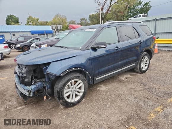 ✅ 2017 Ford Explorer XLT • VIN: 1FM5K7D82HGA98990 • Лот: 89921625. Опубликован ранее на Copart с пробегом 80 324 миль. Бесплатный доступ к архиву аукционных продаж из США и подробный отчёт об истории автомобиля на DreamBid. Изображение 1.