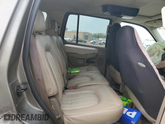 ✅ 2004 Mercury Mountaineer Convenience • VIN: 4M2ZU86K94ZJ49179 • Lot: 50139334. Wystawiony na Copart z przebiegiem Nie podano. Bezpłatny archiwum sprzedaży aukcyjnych z USA i szczegółowy raport historii pojazdu na DreamBid. Zdjęcie 10.