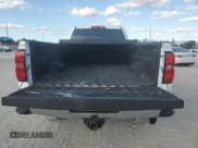 ✅ 2015 Chevrolet Silverado 2500HD LT • VIN: 1GC1CVE81FF100234 • Lot: 82527324. Listed on Copart with 195,796 mi. Free auction sales archive from the USA and detailed vehicle history report at DreamBid. Image 6.