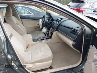 ✅ 2013 Toyota Camry XLE • VIN: 4T1BD1FK0DU073195 • Lot: 43375387. Wystawiony na IAAI z przebiegiem 168 933 mil. Bezpłatny archiwum sprzedaży aukcyjnych z USA i szczegółowy raport historii pojazdu na DreamBid. Zdjęcie 5.