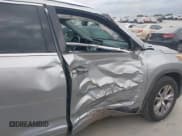 ✅ 2015 Toyota Highlander XLE • VIN: 5TDKKRFH3FS041684 • Лот: 43505686. Опубликован ранее на IAAI с пробегом 110 513 миль. Бесплатный доступ к архиву аукционных продаж из США и подробный отчёт об истории автомобиля на DreamBid. Изображение 6.