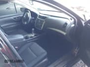 ✅ 2018 Nissan Altima SV • VIN: 1N4AL3AP0JC475596 • Lot: 43452565. Wystawiony na IAAI z przebiegiem 131 453 mil. Bezpłatny archiwum sprzedaży aukcyjnych z USA i szczegółowy raport historii pojazdu na DreamBid. Zdjęcie 5.