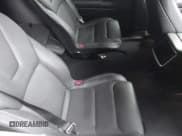 ✅ 2022 Tesla Model X Plaid • VIN: 7SAXCBE64NF332324 • Lot: 43818808. Wystawiony na IAAI z przebiegiem 42 322 mil. Bezpłatny archiwum sprzedaży aukcyjnych z USA i szczegółowy raport historii pojazdu na DreamBid. Zdjęcie 8.