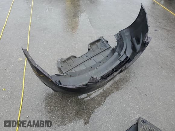 ✅ 2016 Toyota Tundra SR5 • VIN: 5TFRW5F18GX198735 • Лот: 93528865. Опубликован ранее на Copart с пробегом 209 320 миль. Бесплатный доступ к архиву аукционных продаж из США и подробный отчёт об истории автомобиля на DreamBid. Изображение 12.