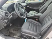 ✅ 2023 Lexus IS 350 F Sport • VIN: JTHGZ1E23P5030240 • Lot: 65498835. Wystawiony na Copart z przebiegiem 24 586 mil. Bezpłatny archiwum sprzedaży aukcyjnych z USA i szczegółowy raport historii pojazdu na DreamBid. Zdjęcie 7.