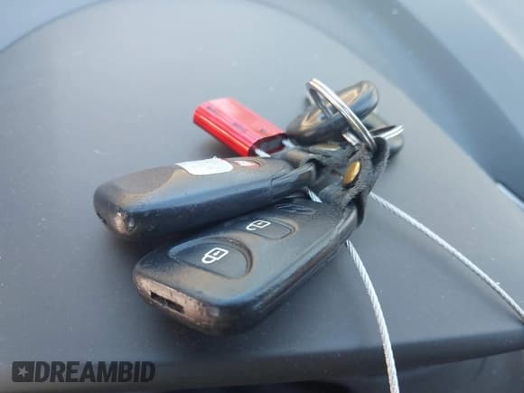 ✅ 2015 Hyundai Accent GLS • VIN: KMHCT4AE8FU809085 • Лот: 43716894. Опубликован ранее на IAAI с пробегом 137 577 миль. Бесплатный доступ к архиву аукционных продаж из США и подробный отчёт об истории автомобиля на DreamBid. Изображение 11.