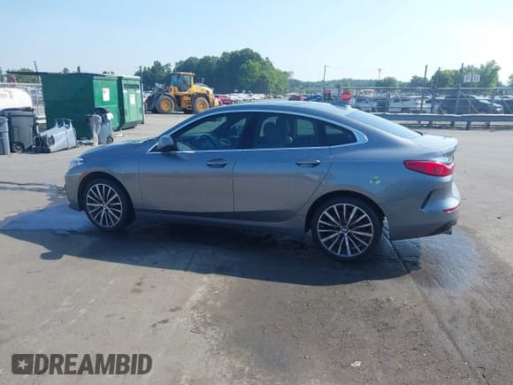 ✅ 2022 BMW 2 Series 228i • VIN: WBA53AK08N7K04055 • Lot: 42592469. Wystawiony na IAAI z przebiegiem 14 855 mil. Bezpłatny archiwum sprzedaży aukcyjnych z USA i szczegółowy raport historii pojazdu na DreamBid. Zdjęcie 14.