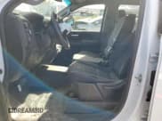 ✅ 2020 Chevrolet Silverado 2500HD • VIN: 1GB2YLE76LF284443 • Лот: 81076714. Опубликован ранее на Copart с пробегом Не указан. Бесплатный доступ к архиву аукционных продаж из США и подробный отчёт об истории автомобиля на DreamBid. Изображение 7.