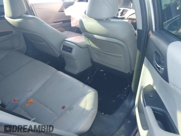 ✅ 2013 Honda Accord EX-L • VIN: 1HGCR3F82DA044665 • Lot: 43593598. Listed on IAAI with 184,021 mi. Free auction sales archive from the USA and detailed vehicle history report at DreamBid. Image 8.