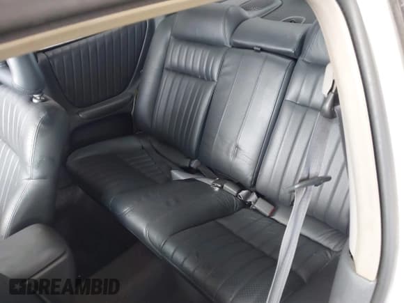 ✅ 2002 Pontiac Grand Prix GTP • VIN: 1G2WR12172F106655 • Lot: 43113703. Listed on IAAI with 61,220 mi. Free auction sales archive from the USA and detailed vehicle history report at DreamBid. Image 8.