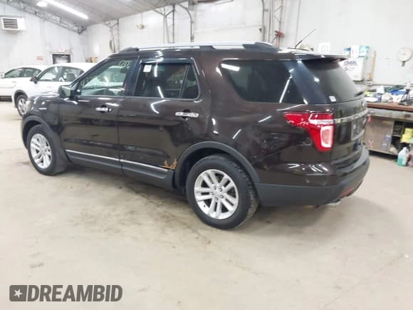 ✅ 2013 Ford Explorer XLT • VIN: 1FM5K7D82DGB04796 • Lot: 43358385. Wystawiony na IAAI z przebiegiem 160 448 mil. Bezpłatny archiwum sprzedaży aukcyjnych z USA i szczegółowy raport historii pojazdu na DreamBid. Zdjęcie 3.