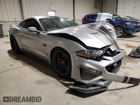 ✅ 2020 Ford Mustang GT Premium • VIN: 1FA6P8CF6L5129622 • Lot: 89732465. Listed on Copart with 43,654 mi. Free auction sales archive from the USA and detailed vehicle history report at DreamBid. Image 4.