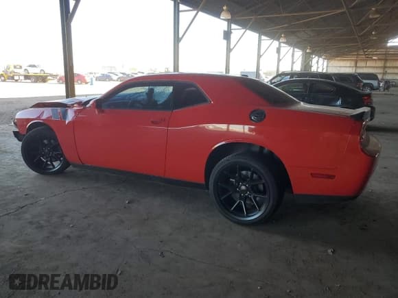 ✅ 2014 Dodge Challenger SXT • VIN: 2C3CDYAG4EH195569 • Lot: 75325134. Wystawiony na Copart z przebiegiem Nie podano. Bezpłatny archiwum sprzedaży aukcyjnych z USA i szczegółowy raport historii pojazdu na DreamBid. Zdjęcie 2.