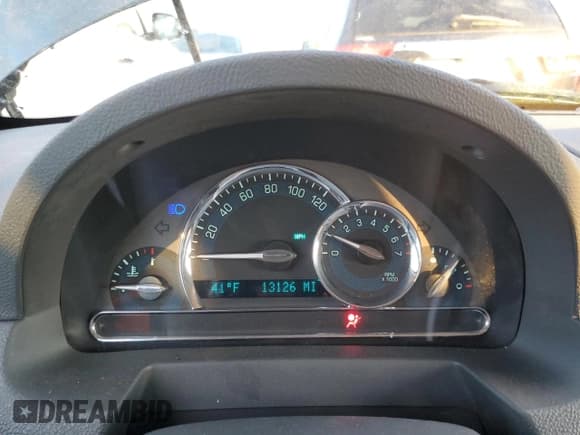 ✅ 2009 Chevrolet HHR LS • VIN: 3GNCA13B49S635197 • Lot: 42231595. Listed on Copart with 13,126 mi. Free auction sales archive from the USA and detailed vehicle history report at DreamBid. Image 9.