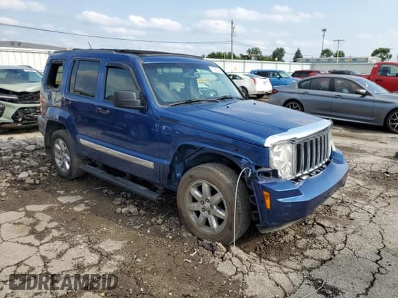 ✅ 2009 Jeep Liberty Limited • VIN: 1J8GN58K79W500131 • Lot: 70589295. Wystawiony na Copart z przebiegiem 148 074 mil. Bezpłatny archiwum sprzedaży aukcyjnych z USA i szczegółowy raport historii pojazdu na DreamBid. Zdjęcie 4.