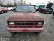 ✅ 1988 Ford Bronco • VIN: 1FMCU14T9JUB47838 • Lot: 48747975. Wystawiony na Copart z przebiegiem 238 774 mil. Bezpłatny archiwum sprzedaży aukcyjnych z USA i szczegółowy raport historii pojazdu na DreamBid. Zdjęcie 5.