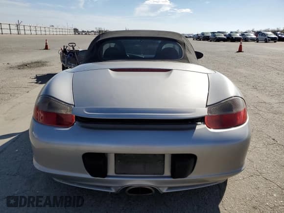 ✅ 2003 Porsche Boxster • VIN: WP0CA29803U620357 • Лот: 46452665. Опубликован ранее на Copart с пробегом 147 945 миль. Бесплатный доступ к архиву аукционных продаж из США и подробный отчёт об истории автомобиля на DreamBid. Изображение 10.