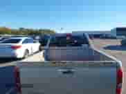 2005 Chevrolet Colorado Z85 с VIN 1GCCS148358223381, выставлен на аукционе IAAI как лот 43603570 с пробегом Не указан миль и . История ставок и продаж доступна на DreamBid. Изображение 8.