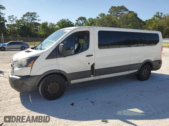 ✅ 2016 Ford Transit XL • VIN: 1FBZX2YM0GKB50084 • Lot: 49362855. Wystawiony na Copart z przebiegiem Nie podano. Bezpłatny archiwum sprzedaży aukcyjnych z USA i szczegółowy raport historii pojazdu na DreamBid. Zdjęcie 1.