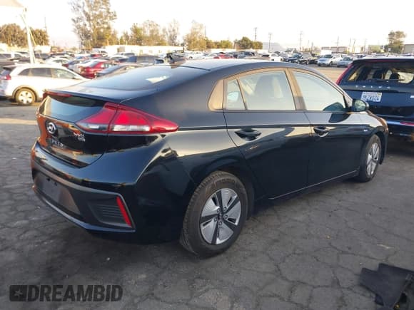 ✅ 2019 Hyundai Ioniq Blue • VIN: KMHC65LC0KU165343 • Lot: 41425456. Wystawiony na IAAI z przebiegiem 200 068 mil. Bezpłatny archiwum sprzedaży aukcyjnych z USA i szczegółowy raport historii pojazdu na DreamBid. Zdjęcie 4.