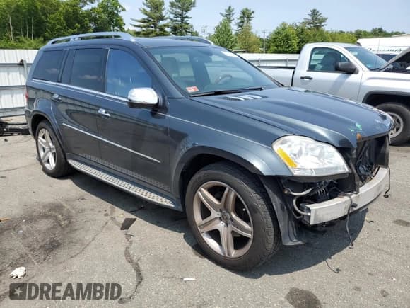 ✅ 2010 Mercedes-Benz GL 550 • VIN: 4JGBF8GE9AA585806 • Lot: 60528675. Wystawiony na Copart z przebiegiem 172 552 mil. Bezpłatny archiwum sprzedaży aukcyjnych z USA i szczegółowy raport historii pojazdu na DreamBid. Zdjęcie 4.