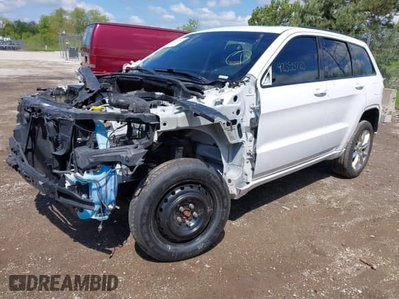 ✅ 2019 Jeep Grand Cherokee Upland • VIN: 1C4RJFAG4KC566506 • Lot: 42355720. Listed on IAAI with 127,141 mi. Free auction sales archive from the USA and detailed vehicle history report at DreamBid. Image 2.