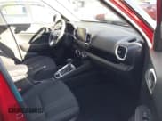 ✅ 2025 Hyundai Venue SEL • VIN: KMHRC8A34SU355539 • Lot: 41539818. Wystawiony na IAAI z przebiegiem 3 969 mil. Bezpłatny archiwum sprzedaży aukcyjnych z USA i szczegółowy raport historii pojazdu na DreamBid. Zdjęcie 5.