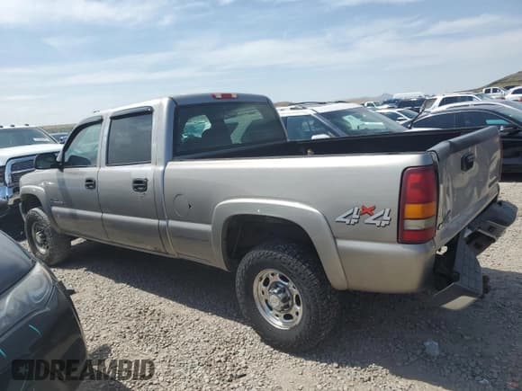 ✅ 2001 Chevrolet Silverado 2500HD LT3 • VIN: 1GCHK23G81F160286 • Lot: 61171855. Listed on Copart with 239,807 mi. Free auction sales archive from the USA and detailed vehicle history report at DreamBid. Image 2.
