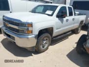 ✅ 2018 Chevrolet Silverado 2500HD Work Truck • VIN: 1GC2CUEG7JZ259899 • Lot: 42549205. Wystawiony na IAAI z przebiegiem 330 512 mil. Bezpłatny archiwum sprzedaży aukcyjnych z USA i szczegółowy raport historii pojazdu na DreamBid. Zdjęcie 2.
