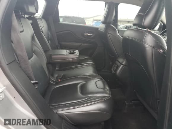 ✅ 2016 Jeep Cherokee Limited • VIN: 1C4PJMDB9GW248771 • Lot: 69120785. Listed on Copart with 177,905 mi. Free auction sales archive from the USA and detailed vehicle history report at DreamBid. Image 11.