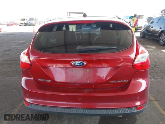 ✅ 2014 Ford Focus Titanium • VIN: 1FADP3N28EL281727 • Лот: 43529717. Опубликован ранее на IAAI с пробегом 97 500 миль. Бесплатный доступ к архиву аукционных продаж из США и подробный отчёт об истории автомобиля на DreamBid. Изображение 16.