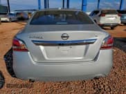 ✅ 2015 Nissan Altima 2.5 • VIN: 1N4AL3AP4FN337748 • Lot: 93451465. Listed on Copart with 133,726 mi. Free auction sales archive from the USA and detailed vehicle history report at DreamBid. Image 6.