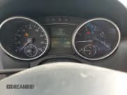 ✅ 2010 Mercedes-Benz M 350 • VIN: 4JGBB5GB1AA567347 • Lot: 84278385. Listed on Copart with 147,622 mi. Free auction sales archive from the USA and detailed vehicle history report at DreamBid. Image 9.