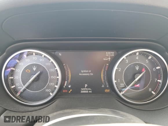 ✅ 2021 Maserati Levante S • VIN: ZN661YUA7MX373363 • Lot: 65894235. Listed on Copart with 39,868 mi. Free auction sales archive from the USA and detailed vehicle history report at DreamBid. Image 9.