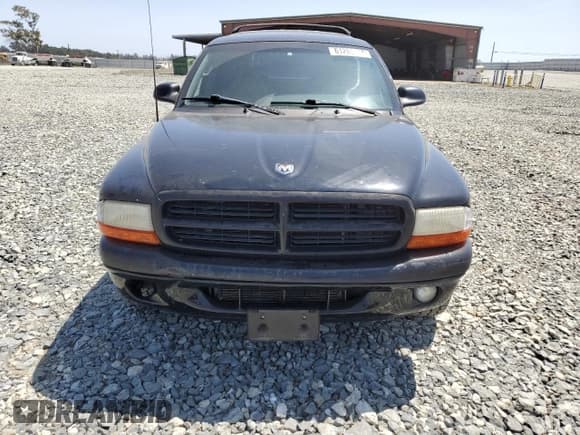 ✅ 1999 Dodge Durango • VIN: 1B4HR28Z3XF618019 • Lot: 61286655. Wystawiony na Copart z przebiegiem 210 992 mil. Bezpłatny archiwum sprzedaży aukcyjnych z USA i szczegółowy raport historii pojazdu na DreamBid. Zdjęcie 5.