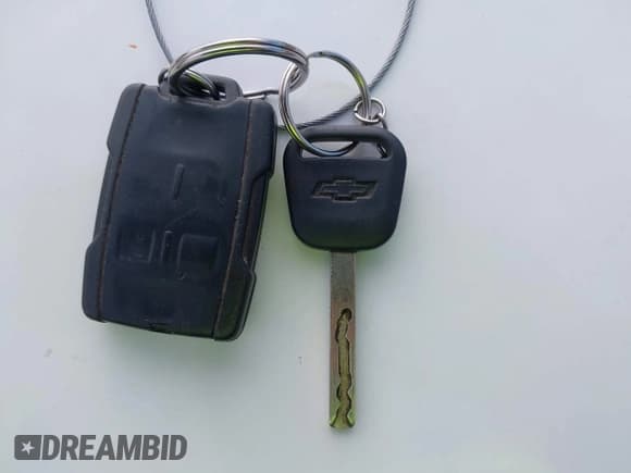 ✅ 2015 Chevrolet Suburban LT • VIN: 1GNSKJKC7FR233983 • Lot: 43635811. Wystawiony na IAAI z przebiegiem 114 907 mil. Bezpłatny archiwum sprzedaży aukcyjnych z USA i szczegółowy raport historii pojazdu na DreamBid. Zdjęcie 11.