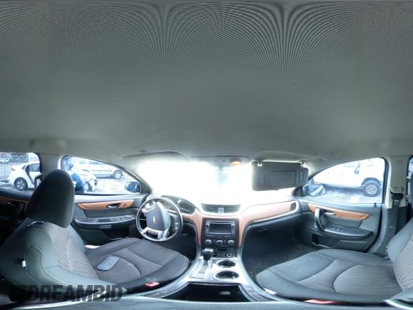 ✅ 2017 Chevrolet Traverse LT • VIN: 1GNKRGKD5HJ162145 • Lot: 43252658. Wystawiony na IAAI z przebiegiem 99 411 mil. Bezpłatny archiwum sprzedaży aukcyjnych z USA i szczegółowy raport historii pojazdu na DreamBid. Zdjęcie 18.