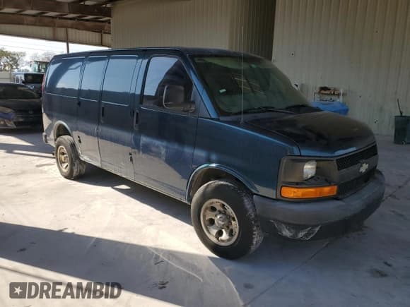 ✅ 2012 Chevrolet Express Cargo • VIN: 1GCWGFFA7C1105285 • Лот: 92467715. Опубликован ранее на Copart с пробегом 180 820 миль. Бесплатный доступ к архиву аукционных продаж из США и подробный отчёт об истории автомобиля на DreamBid. Изображение 4.