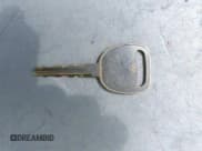 ✅ 2006 Chevrolet Silverado 2500HD LT2 • VIN: 1GCHK29UX6E262621 • Lot: 42322189. Wystawiony na IAAI z przebiegiem 233 221 mil. Bezpłatny archiwum sprzedaży aukcyjnych z USA i szczegółowy raport historii pojazdu na DreamBid. Zdjęcie 11.