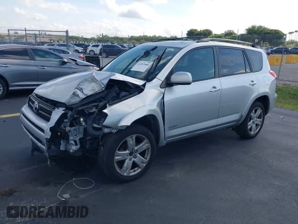 ✅ 2006 Toyota RAV4 Sport • VIN: JTMZD32V465019278 • Lot: 42287006. Listed on IAAI with 150,494 mi. Free auction sales archive from the USA and detailed vehicle history report at DreamBid. Image 2.