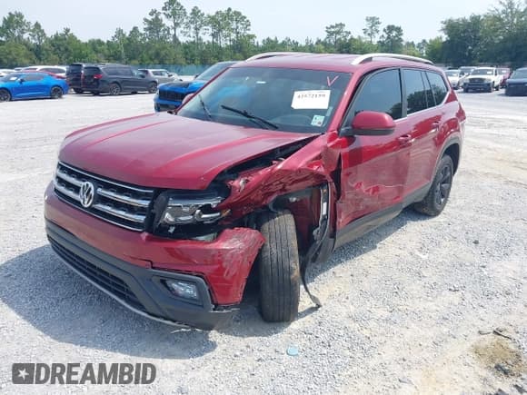 ✅ 2018 Volkswagen Atlas SE • VIN: 1V2KR2CA5JC531045 • Lot: 42572159. Listed on IAAI with 92,696 mi. Free auction sales archive from the USA and detailed vehicle history report at DreamBid. Image 2.