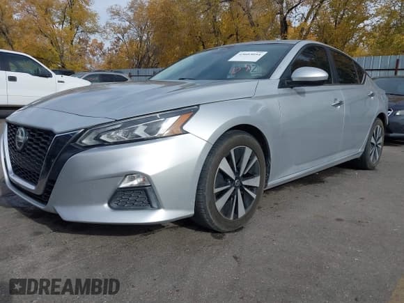 ✅ 2021 Nissan Altima SV • VIN: 1N4BL4DV6MN356903 • Lot: 43603054. Listed on IAAI with 97,386 mi. Free auction sales archive from the USA and detailed vehicle history report at DreamBid. Image 18.