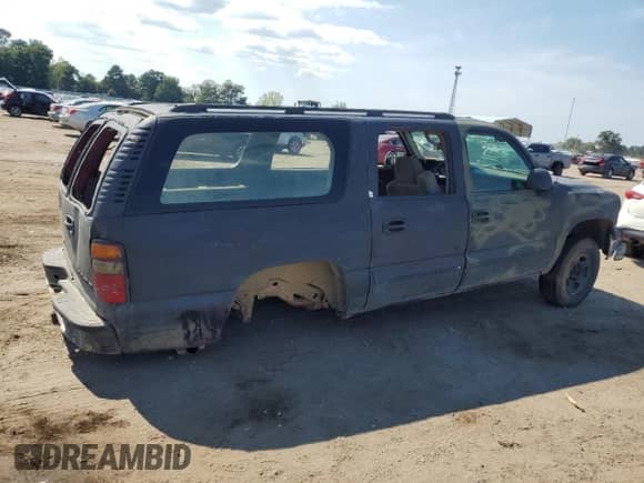 2003 Chevrolet Suburban LT с VIN 1GNFK16Z13J267069, выставлен на аукционе Copart как лот 69261734 с пробегом 201 234 миль миль и Списание • Salvage title. История ставок и продаж доступна на DreamBid. Изображение 3.