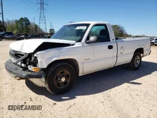 ✅ 2002 Chevrolet Silverado 1500 • VIN: 1GCEC14W62Z156043 • Лот: 49470355. Опубликован ранее на Copart с пробегом 300 960 миль. Бесплатный доступ к архиву аукционных продаж из США и подробный отчёт об истории автомобиля на DreamBid. Изображение 1.