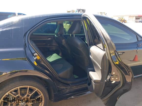 2023 Toyota Camry SE with VIN 4T1G11BK2PU105668, listed as a IAAI auction lot 43013320 with 39,694 mi miles and . Bid and sale history available at DreamBid. Image 8.