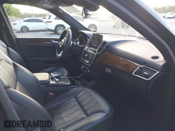 ✅ 2018 Mercedes-Benz GLS 450 • VIN: 4JGDF6EE3JB129875 • Lot: 43532640. Listed on IAAI with 188,627 mi. Free auction sales archive from the USA and detailed vehicle history report at DreamBid. Image 5.