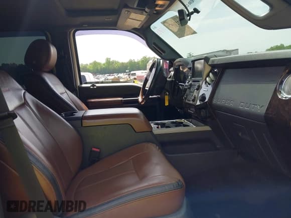 ✅ 2014 Ford F-250 XL • VIN: 1FT7W2BT1EEB05382 • Lot: 42295979. Listed on IAAI with 187,839 mi. Free auction sales archive from the USA and detailed vehicle history report at DreamBid. Image 5.